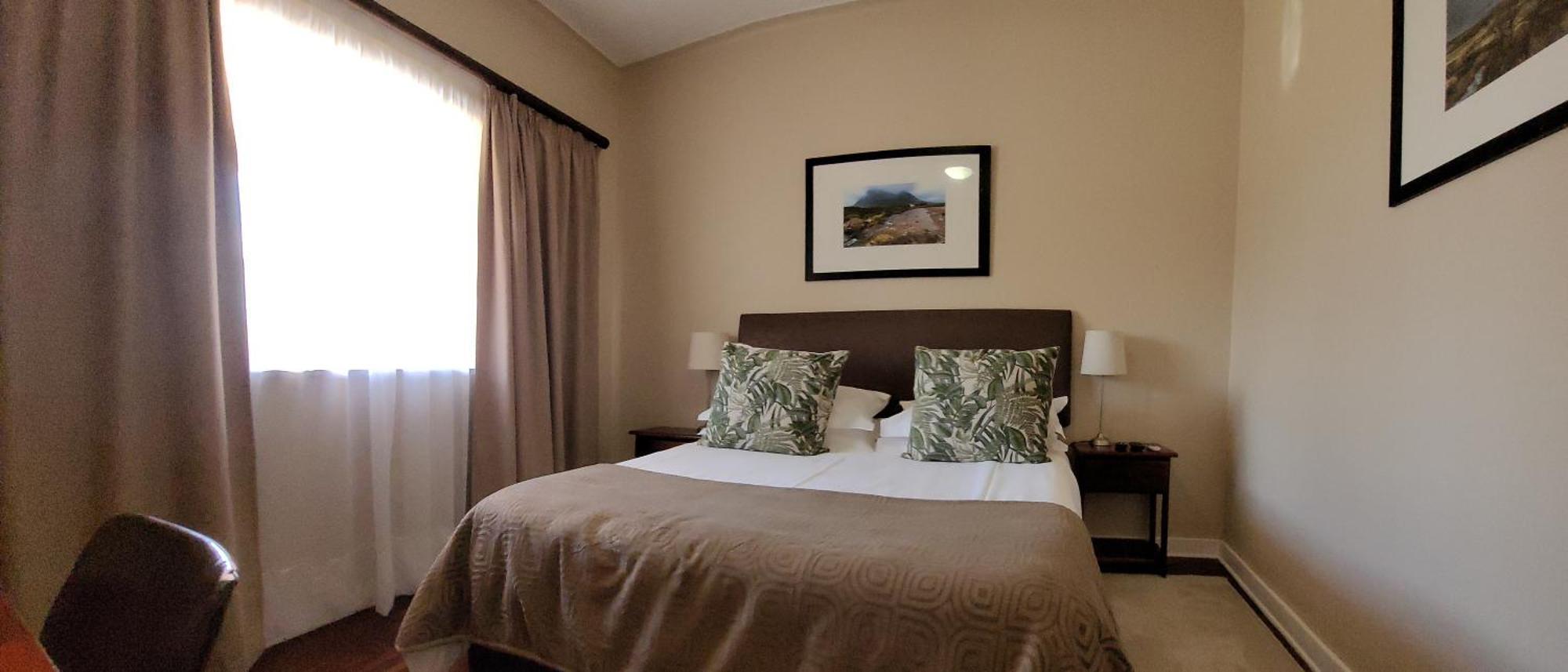 แฮร์วูดลอดจ์ Bed & Breakfast อีสต์ลอนดอน ภายนอก รูปภาพ
